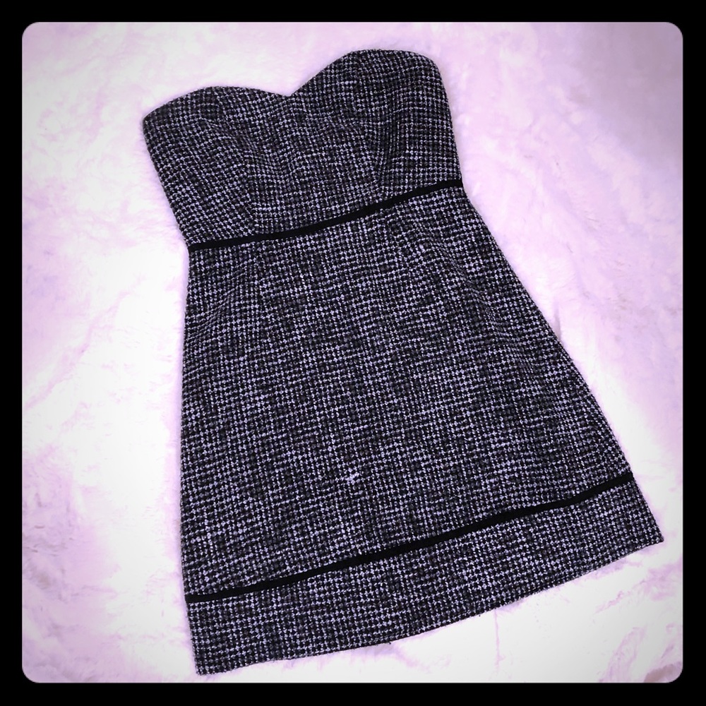 Like new Kimchi Blue tweed strapless dress